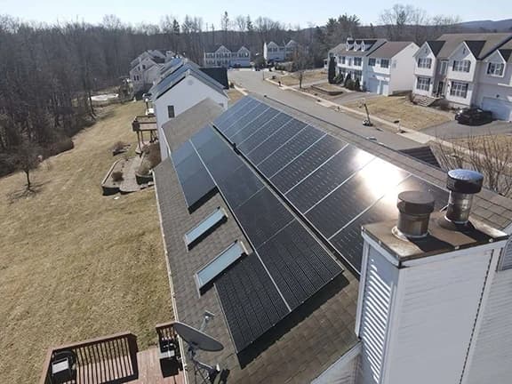 Residential solar panel installation with battery